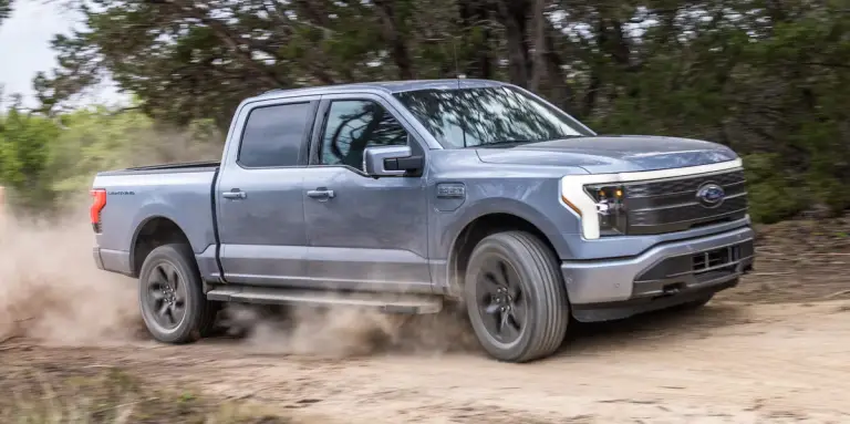 2025 ford f150 lightning